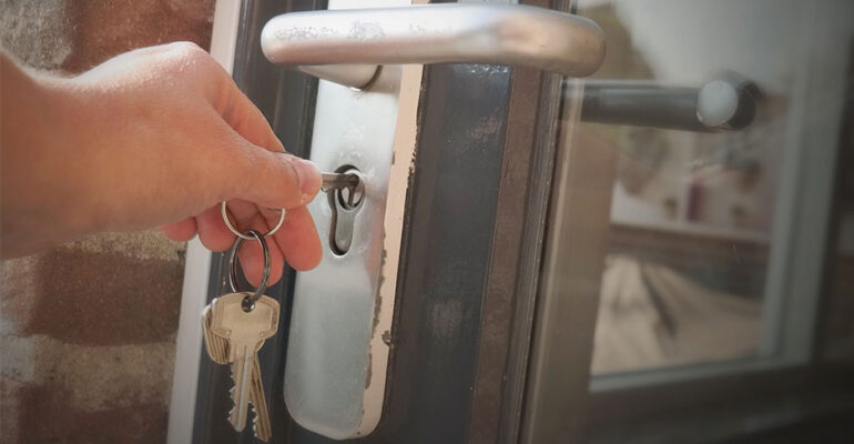 tipos de chapas y cerraduras