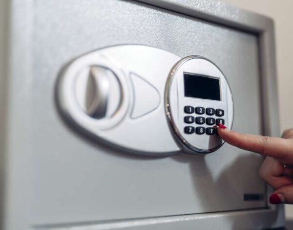 oculta asi tu caja fuerta