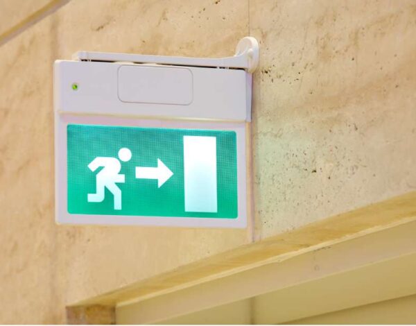 cerrajería para vías de escape