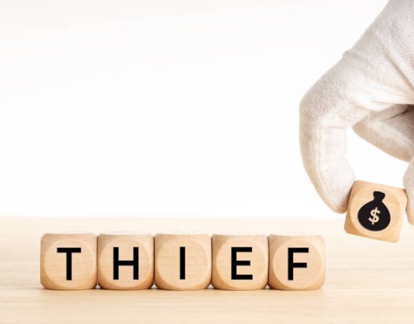 ladrones de guante blanco famosos